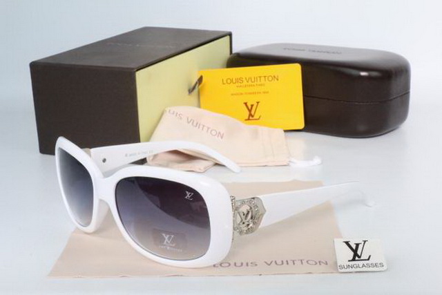 Iv Boutique Sunglasses 033